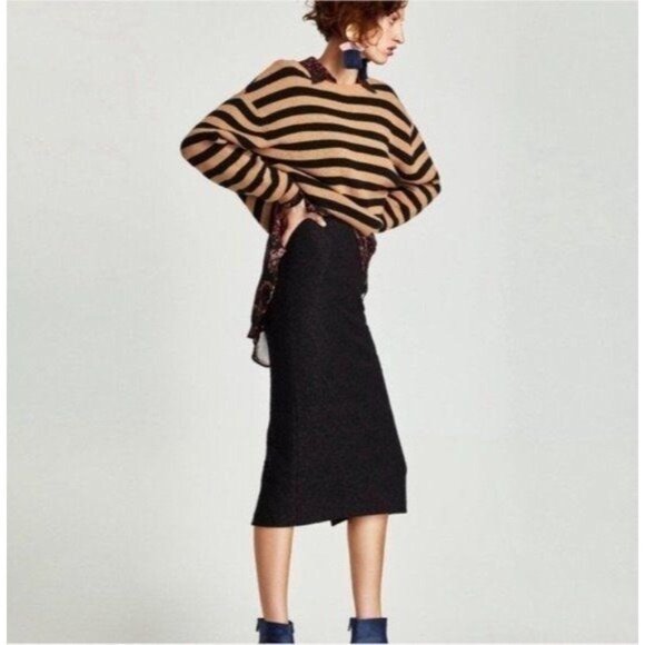 Zara Black High Waist Lace Skirt - Picture 3 of 6